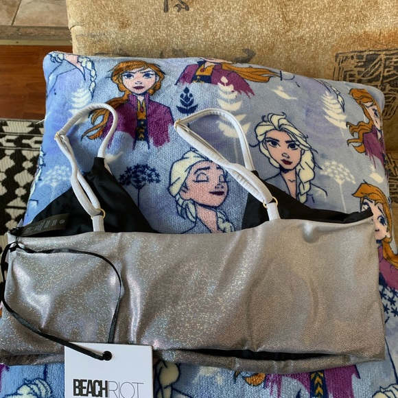 Beachriot Georgia silver sport bra New with Tag size M - Picture 6 of 13